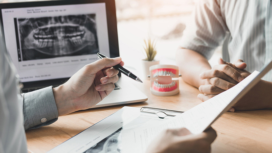 浜松市中区のセラミック治療